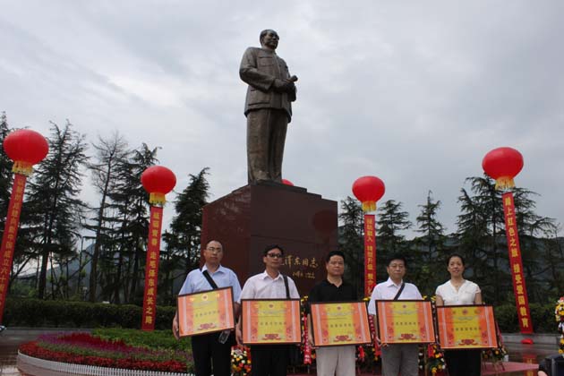 ���M�����h�M���ܵ�����