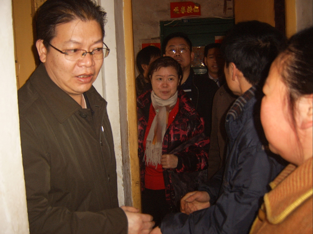 ʡ���O(sh��)�d�����̎��Ƶ����ڹ�˾���y����ͥ���L